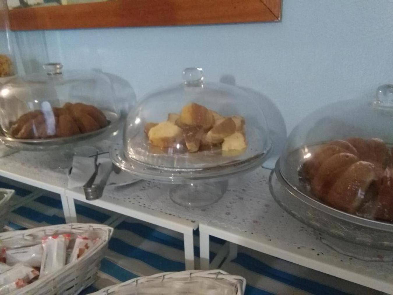 Piccolo Hotel Holiday Center Finale Ligure Bagian luar foto