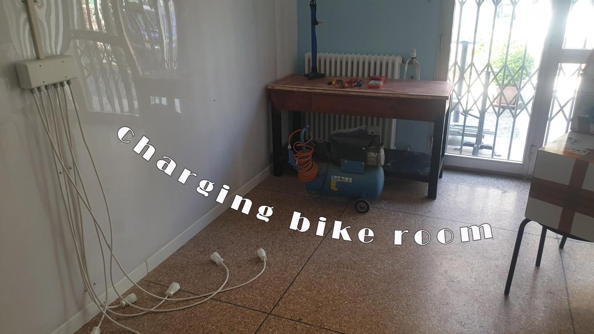 Piccolo Hotel Holiday Center Finale Ligure Bagian luar foto